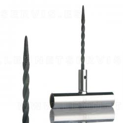 Útil metálico para perforar en el pinchazo