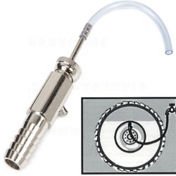 Válvula para llenado con agua en neumáticos agrícolas