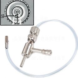 Válvula para llenado con agua en neumáticos agrícolas