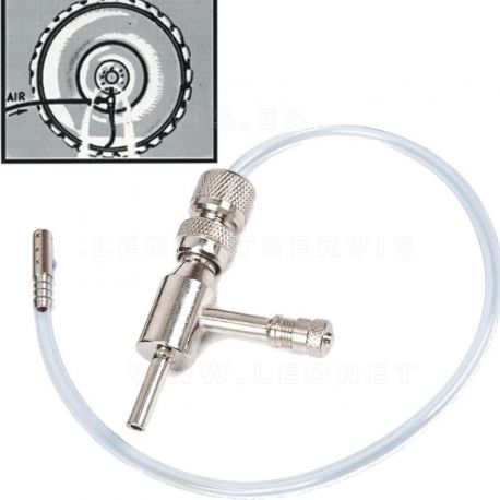 Válvula para llenado con agua en neumáticos agrícolas