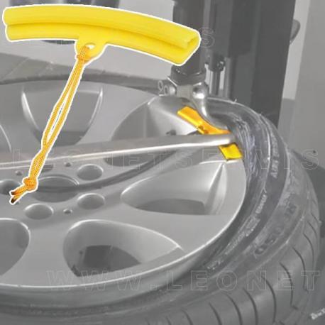 Protector de plástico para  llantas de aluminio