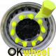Tapón OKwheel® con indicador inferior de tuercas flojas para ruedas de vehículos industriales.